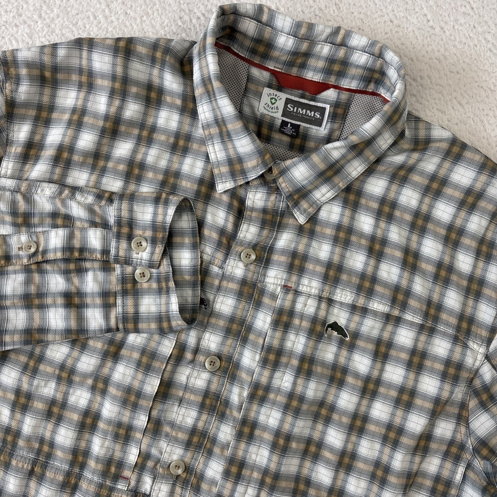 SIMMS Insect Shield Vented Fishing Shirt Mens Large Plaid Button Lightweight LS
